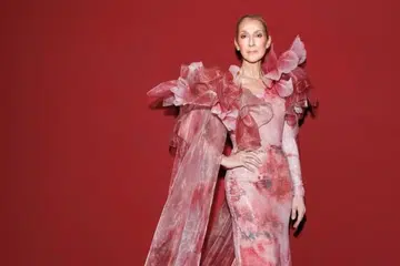 Penyanyi asal Canada, Celine Dion, 56 tahun, mengeluarkan amaran mengenai lagu-lagu yang dihasilkan oleh teknologi kecerdasan buatan (AI) tanpa kebenaran pihaknya.