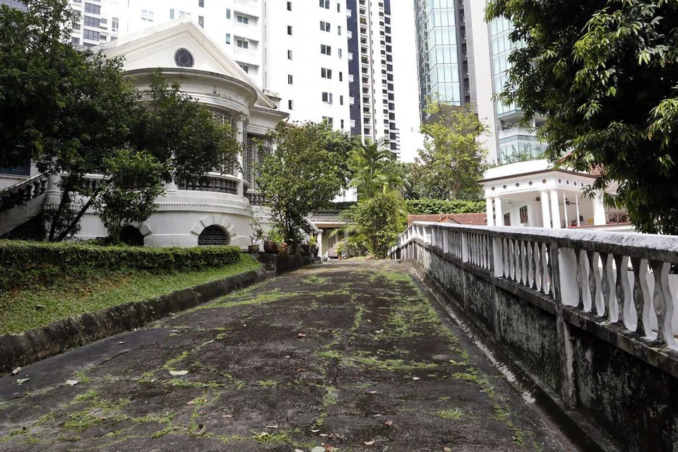 PENUH SEJARAH: Banglo di 9 Claymore Road ini dimiliki Encik Tan Kheng Chuan, pemilik Kilang Sagu Hiap Ann, yang kini tidak berdaftar lagi. - Foto ST