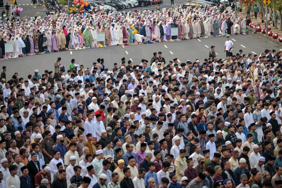 aidilfitri, indonesia