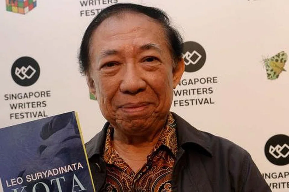 KEPENTINGAN BAHASA: Ketika bahasa Melayu mekar sebagai bahasa pengantar di rantau ini, akhbar dan persuratan Melayu turut disumbangkan oleh kaum Cina. Antara mereka ialah, Profesor Leo Suryadinata (gambar), Dr Liaw Yock Fang, Profesor Yang Quee Yee dan isterinya, Cik Chan Maw dan terkini, Encik Peter Augustine Goh. - Foto-foto fail