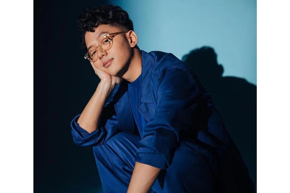 PENTINGKAN KEJUJURAN BERKARYA: Sezairi berada dalam fasa baru ingin hasilkan karya yang jujur meskipun perit ditelan, misalnya lagu bertemakan cinta yang memperdaya dengan unsur kesepian dan kesedihan. - Foto INSTAGRAM SEZAIRI