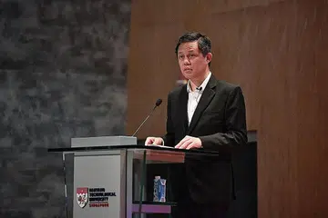 ENCIK CHAN CHUN SING