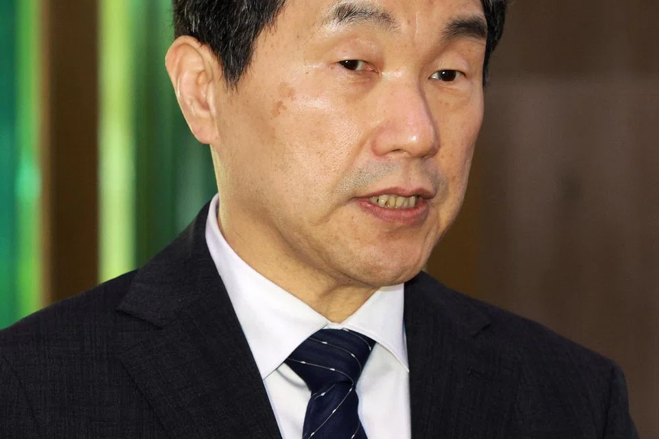 Pemangku Presiden Korea Selatan, Encik Lee Ju-ho, berkata pada 2 Mei bahawa beliau akan memastikan fungsi pemerintah berjalan dengan stabil dan pilihan raya presiden berjalan dengan adil pada 3 Jun 2025.