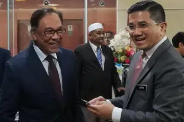 Bersatu, Mohamed Azmin Ali, PKR, Perdana Menteri Malaysia, Datuk Seri Anwar Ibrahim