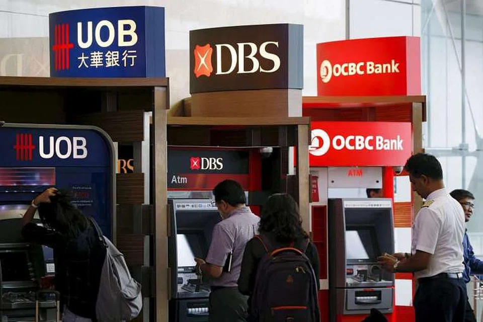  Moody's berkata semakannya mencerminkan jangkaan bahawa persekitaran operasi lebih mencabar bagi bank di Singapura pada 2016, dan mungkin seterusnya, akan memberi tekanan terhadap mutu aset dan keberuntungan bank itu. 