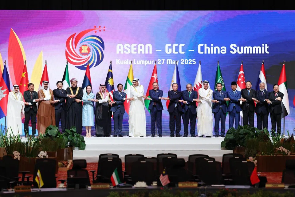 Sidang Puncak Asean-GCC-China, S’pura, M’sia 