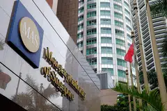 LANJUT TEMPOH PENILAIAN: Penguasa Kewangan Singapura (MAS) menyatakan ia akan mengumumkan penerima lesen perbankan digital pada separuh kedua 2020.
