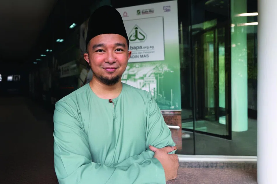 Pengarah Bapa Biz Pte Ltd, Encik Muhammad Harith Iskandar Syah Halim Sah.