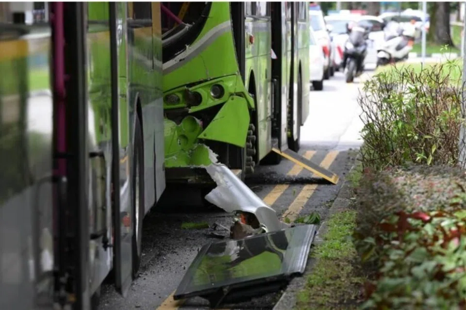 nahas bas, jurong west avenue 1