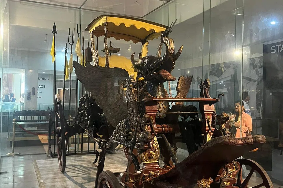 KERETA SINGA BARONG: Kereta Singa Barong ini amat menakjubkan kerana pada abad ke-16, ia menjadi sebahagian perarakan tahunan diraja setiap 1 Muharam iaitu Tahun Baru Islam serta dipamerkan di Muzium Keraton Kasepuhan. 