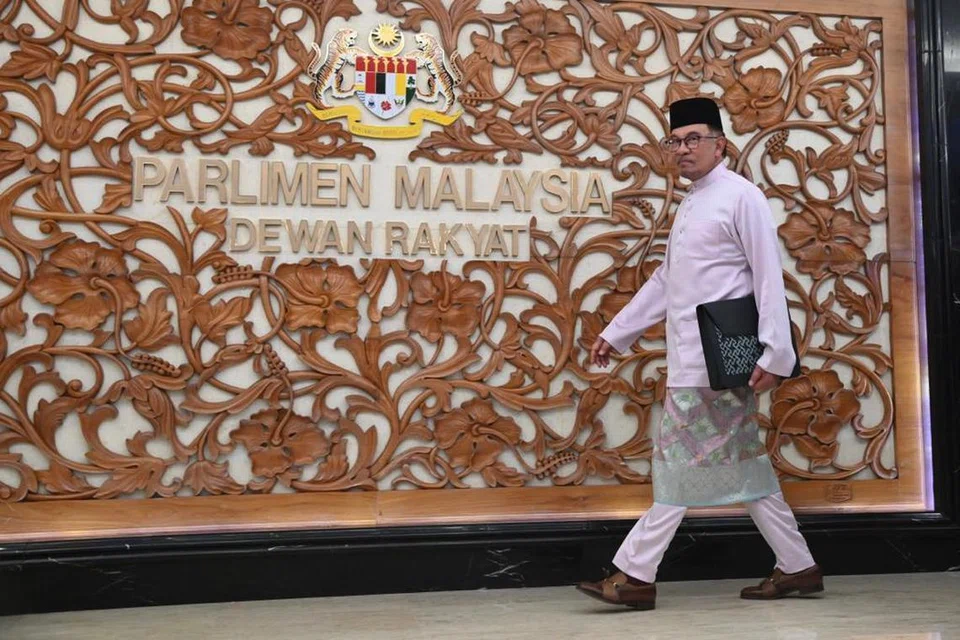 HARI PENTING: Perdana Menteri merangkap Menteri Kewangan Malaysia, Datuk Seri Anwar Ibrahim, membentangkan Belanjawan 2024 di Dewan Rakyat pada Jumaat.