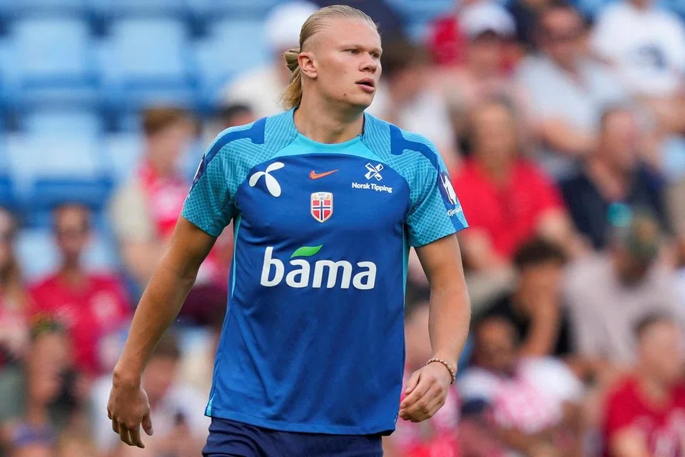 DIGERUNI: Erling Haaland pemain paling mungkin menggantikan Ronaldo dan Lionel Messi. 