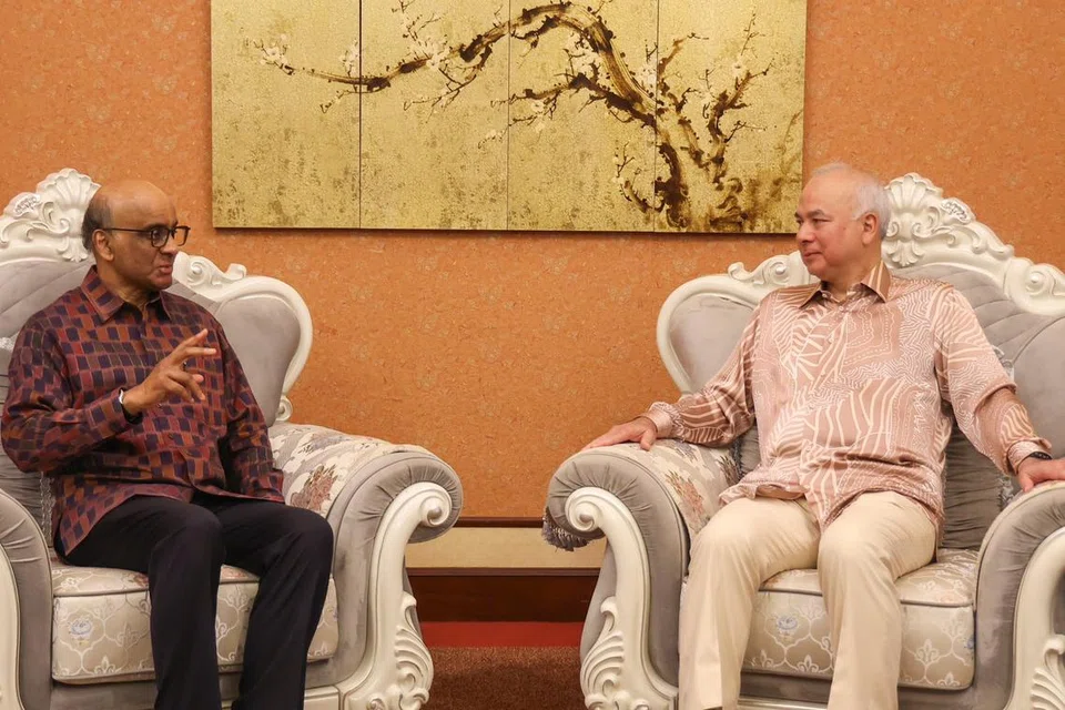 Tharman, Sultan Perak, Nazrin Shah