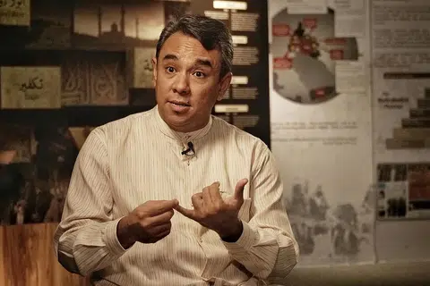 USTAZ DR MOHAMED ALI ULAS USAHA RRG TANGANI RADIKALISASI DALAM VIDEO TERBITAN BH