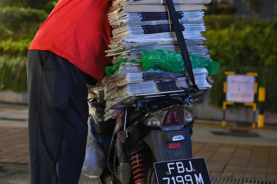 KURANG PERMINTAAN: Pada 1990-an hingga 2000-an, SPH Media pernah mencetak sekitar 1 juta naskhah akhbar setiap hari. Kini ia telah berkurangan kepada sekitar 170,000 naskhah.