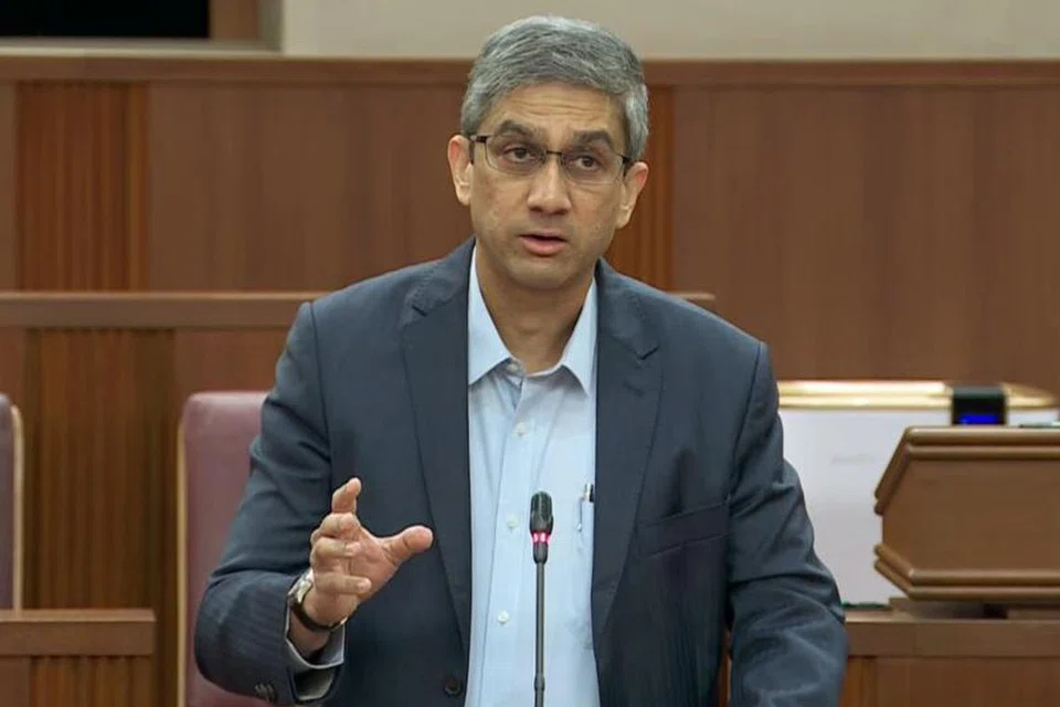 ENCIK LEON PERERA