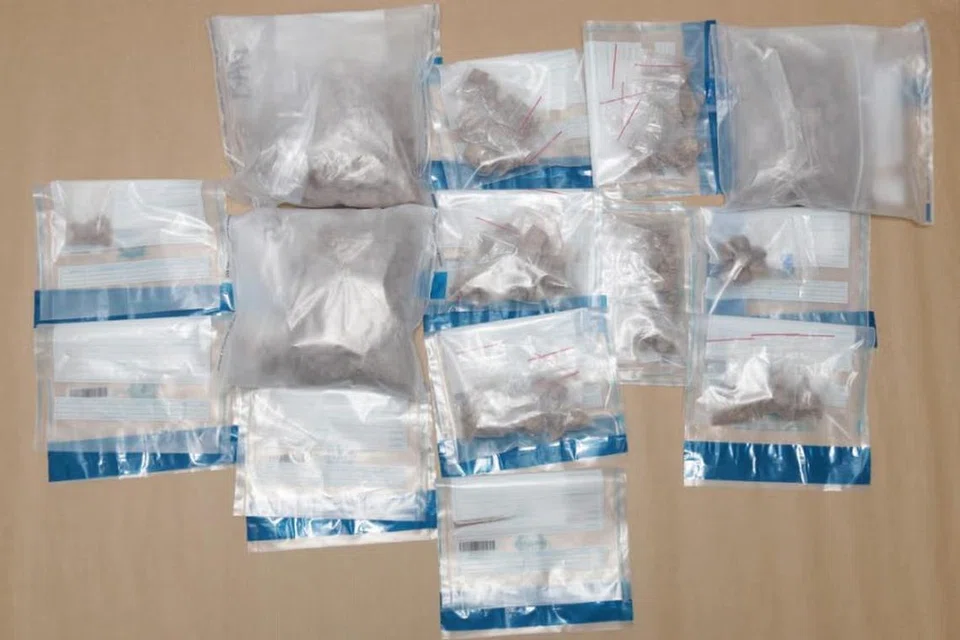 Dadah terkawal, termasuk heroin dan ‘ice’, dirampas dalam beberapa operasi yang dijalankan oleh Biro Narkotik Pusat.