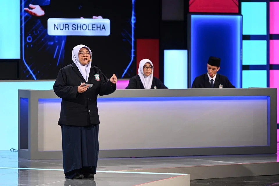 bahas 4pm, madrasah aljunied, Nur Sholeha Salleh