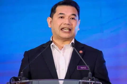 Menteri Ekonomi Malaysia, Datuk Seri Rafizi Ramli.