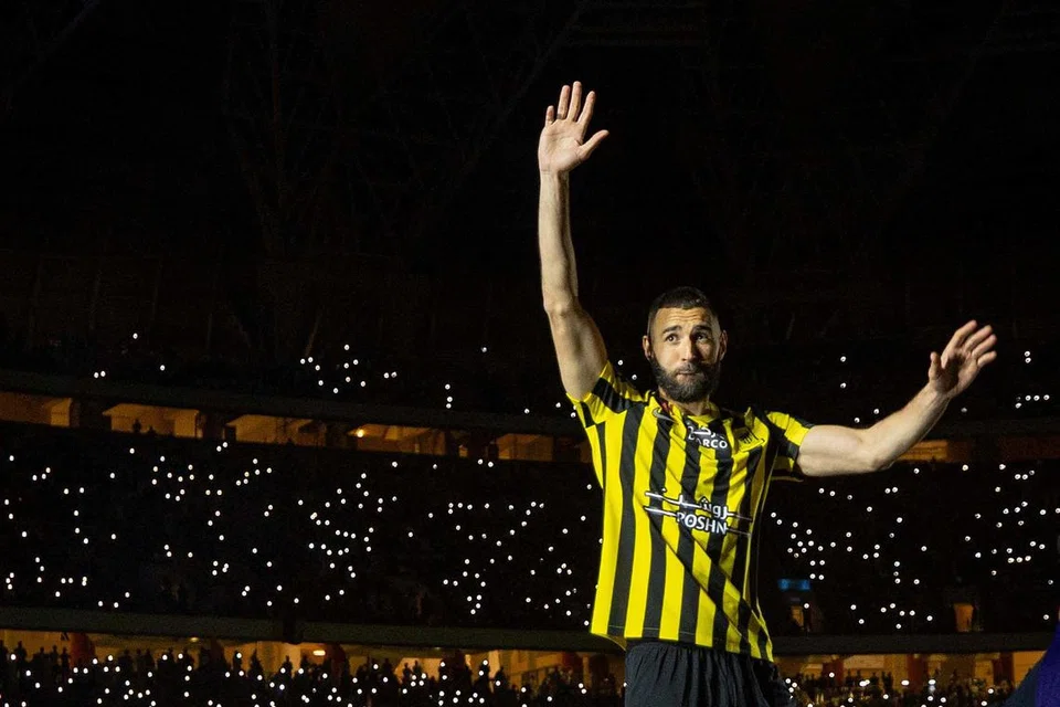 PERNAH MENANG JUARA DUNIA: Penyerang antarabangsa Perancis dan bekas pemain Real Madrid, Karim Benzema, berpindah ke kelab juara liga Saudi, Al-Ittihad, baru-baru ini dan merupakan salah seorang pemain yang pernah memenangi Piala Dunia dalam kelab itu.