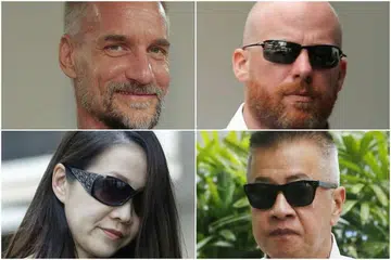 KELUAR PERINTAH: MAS mengeluarkan perintah larangan 10 tahun ke atas Tim Leissner (paling atas, kiri), dan berkata ia juga akan mengeluarkan perintah serupa ke atas (ikut putaran jam, dari kanan paling atas) Jens Sturzenegger, Yak Yew Chee dan Yvonne Seah Yew Foong. - Foto WIREIMAGE, WONG KWAI CHOW, CHEW SENG KIM, KEVIN LIM