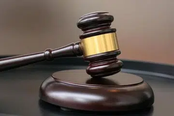 Lelaki warga Singapura berusia 49 tahun itu mengaku bersalah, atas satu pertuduhan menipu secara peribadi dan didenda $5,000 pada 29 Julai.