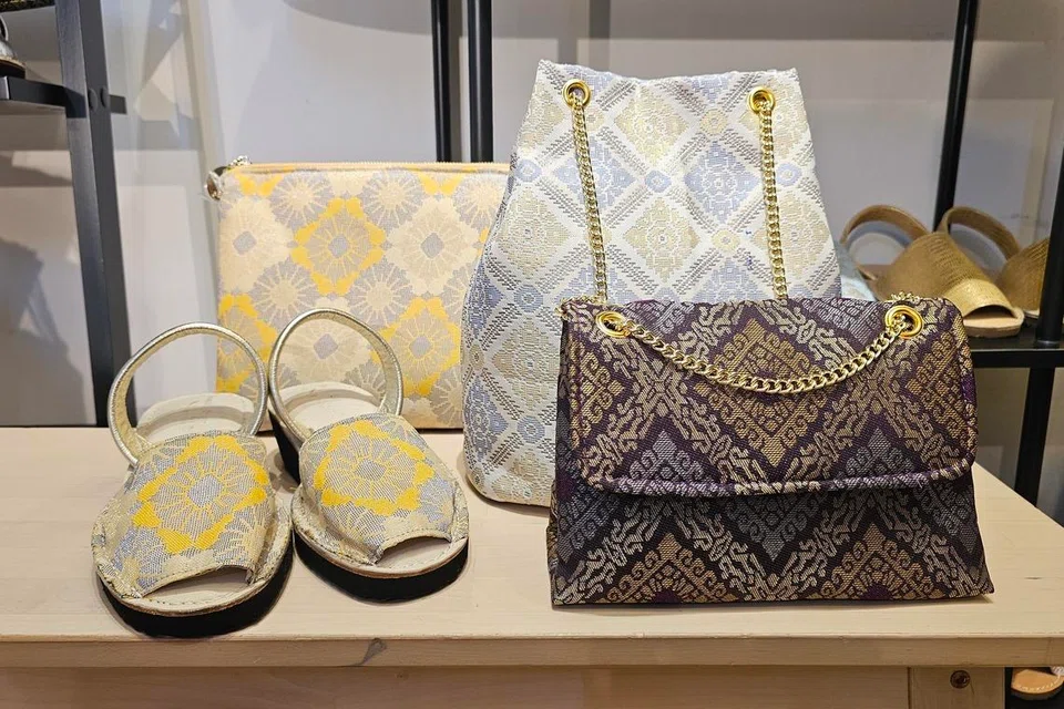 Erlina Rahman, Avarcas Singapore, Songket Cardigan, Songket bags, songket sandals 