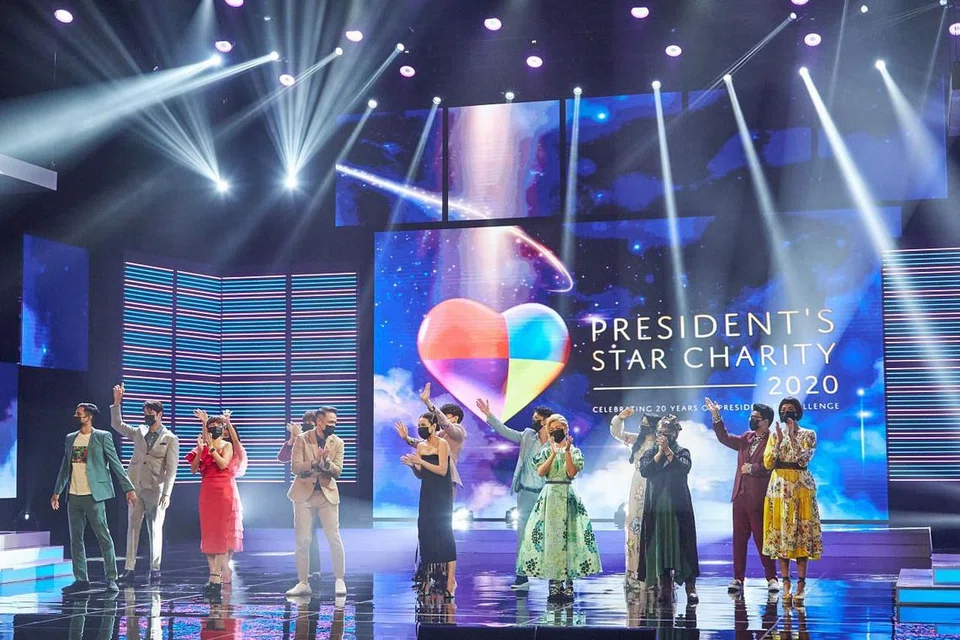 ACARA BERBEZA: Acara President's Star Charity tahun ini, yang disiarkan secara langsung pada Ahad lalu, diadakan tanpa penonton buat pertama kalinya dek pandemik Covid-19. - 