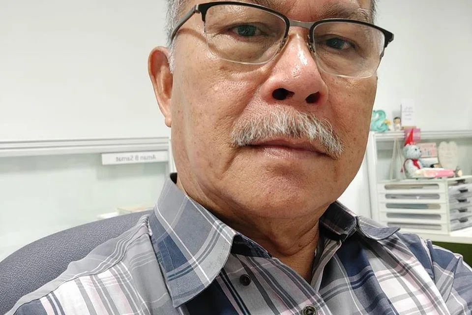 Guru Bahasa Melayu bersara dan masih mengajar Bahasa Melayu secara sambilan. Banyak menulis sajak dan cerpen yang pernah diterbitkan di Berita Minggu. Suatu masa lalu pernah melibatkan diri dalam kegiatan masjid sebagai Naib Pengerusi Lembaga Pentadbir Masjid dan pernah bergiat dalam badan-badan akar umbi.
Pernah menjadi Pengerusi Jawatankuasa Guru-guru Zon Utara yang berfungsi untuk menyelaraskan kegiatan Bahasa Melayu di antara sekolah-sekolah Zon Utara.
Telah menghasilkan buku kumpulan cerpen bertajuk “Gempar” dan sebuah novel bertajuk “Bauduri Penuh Kepalsuan”.