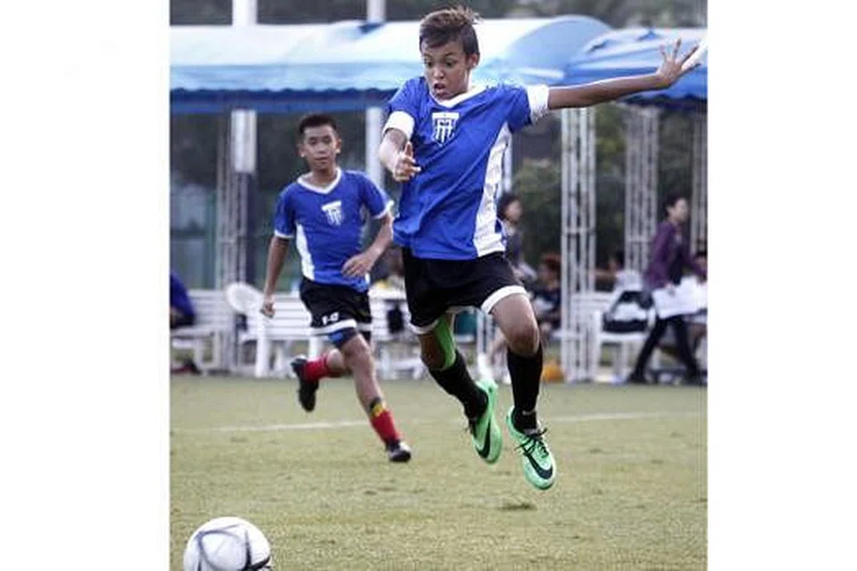 ASAH BAKAT: Seperti abang-abangnya Irfan dan Ikhsan, Ilhan Fandi bakal menyarung jersi Home United musim ini. - Foto THE STRAITS TIMES