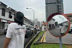 Jailani (bukan nama sebenar) meniti hari-hari dengan menyendiri dan cuba mengelakkan situasi yang boleh mencetuskan kemurungan.