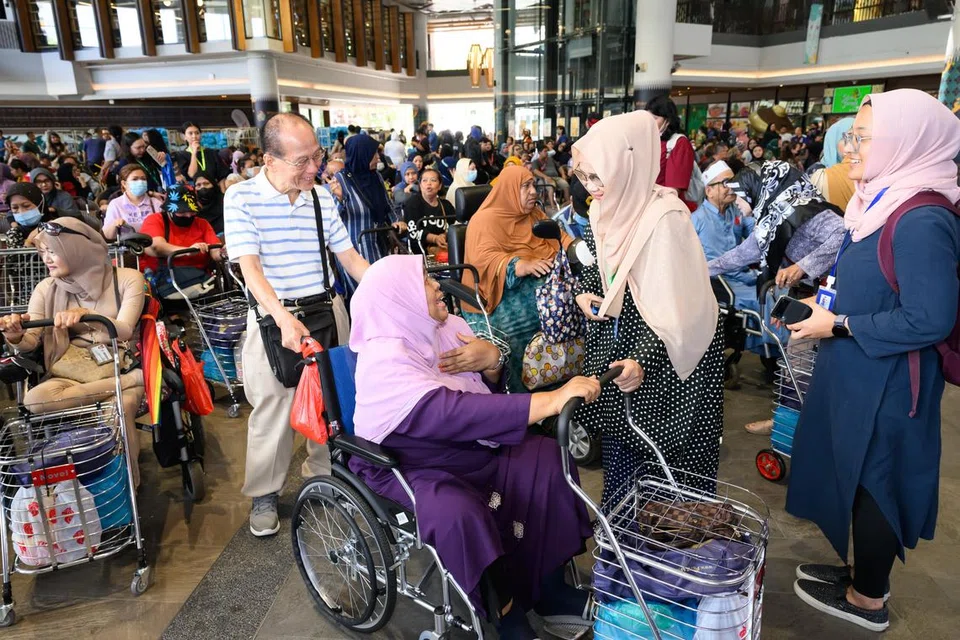 pertapis, bantuan zakat