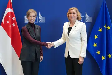 Josephine Teo, Henna Virkkunen