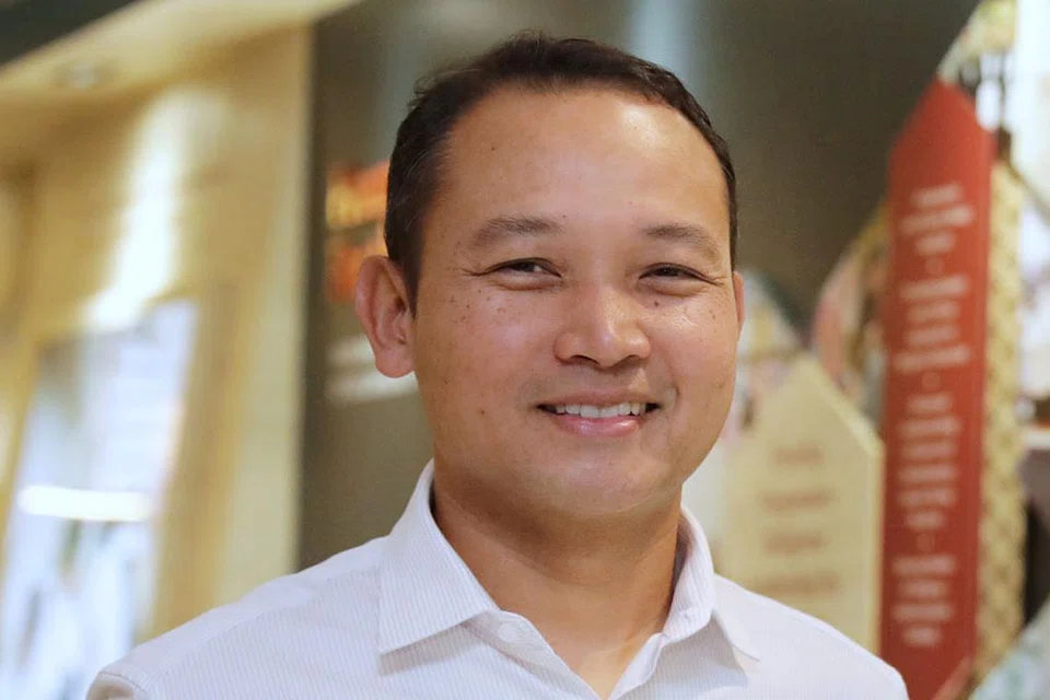 BANTU PERKUKUH OPERASI: Encik Fahmi Aliman, dengan pengalaman berkhidmat dalam Angkatan Bersenjata Singapura, dilantik menjadi Timbalan Ketua Eksekutif Muis.- Foto fail