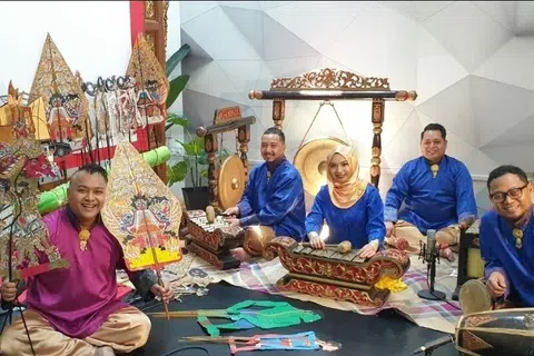 Sri Warisan, wayang kulit