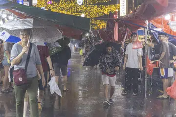 Hujan berterusan yang melanda Singapura dari 10 Januari hingga 13 Januari adalah hasil lonjakan monsun.