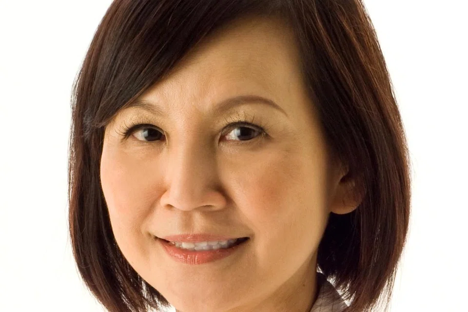 Pakar Perunding Dermatologi dan Pakar Kulit daripada Joyce Lim Skin and Laser Clinic, Dr Joyce Lim.
