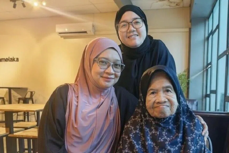 nenek S’pura hidup sendirian di Melaka, dibantu warga M’sia, pemandu e-hailing wanita 
