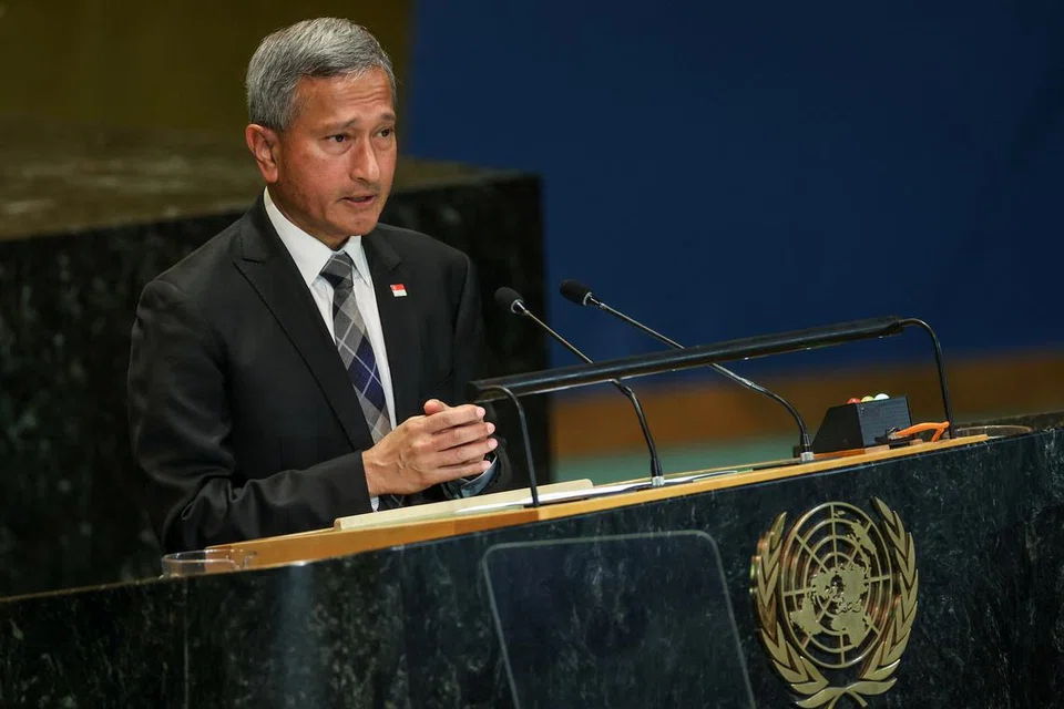 Menteri Ehwal Luar, Dr Vivian Balakrishnan, berucap di sidang Perhimpunan Agung Pertubuhan Bangsa-Bangsa Bersatu (PBB) di New York pada 28 September di mana beliau berkata Singapura amat prihatin dengan krisis kemanusiaan yang semakin merosot di Gaza dan skala penderitaan manusia, dan menggesa gencatan senjata segera.