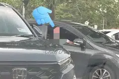 Warga asing ini dikatakan menggunakan helah psikologi untuk memukau mangsa.