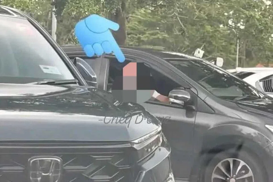 Warga asing ini dikatakan menggunakan helah psikologi untuk memukau mangsa.