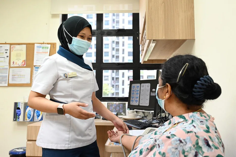 Menjelang 2030, semua poliklinik dan 1,350 klinik perubatan umum (GP) SG Lebih Sihat akan menyediakan perkhidmatan kesihatan mental sebagai sebahagian daripada usaha pemerintah untuk meningkatkan akses perkhidmatan kesihatan mental dalam masyarakat. 