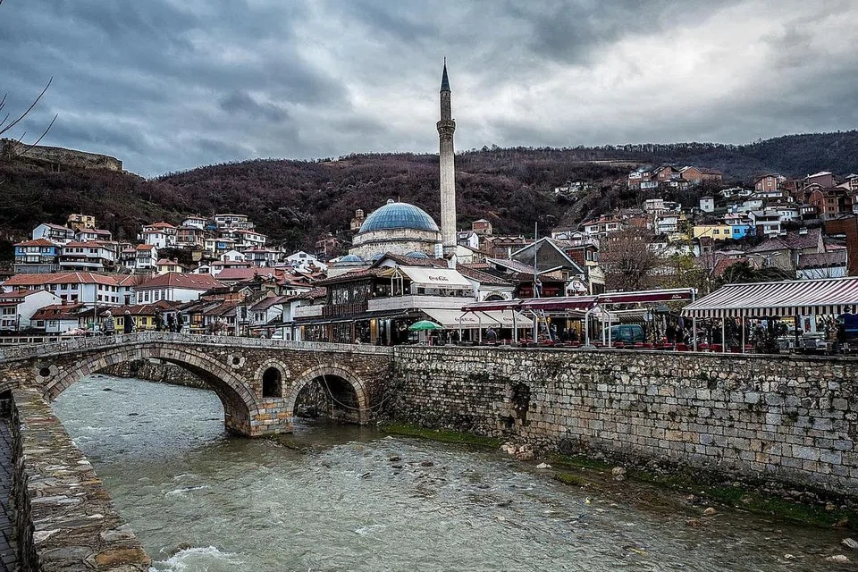 MAJORITI PENDUDUK ISLAM: Masjid Sinan Pasha yang dibina pada tahun 1615.