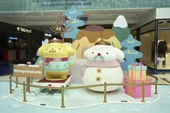 WATAK TERKENAL: Kanak-kanak berpeluang berjumpa watak kegemaran Sanrio mereka. Selain bergambar, mereka juga boleh melakukan kegiatan lain yang menyeronokkan  bertemakan Sanrio.