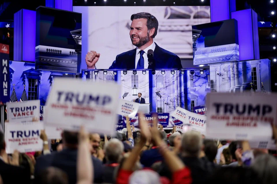 Calon naib presiden Republikan dan Senator Ohio, Encik JD Vance, menjadi tumpuan pada hari ketiga Konvensyen Kebangsaan Republikan apabila beliau menyampaikan ucapan kelak.