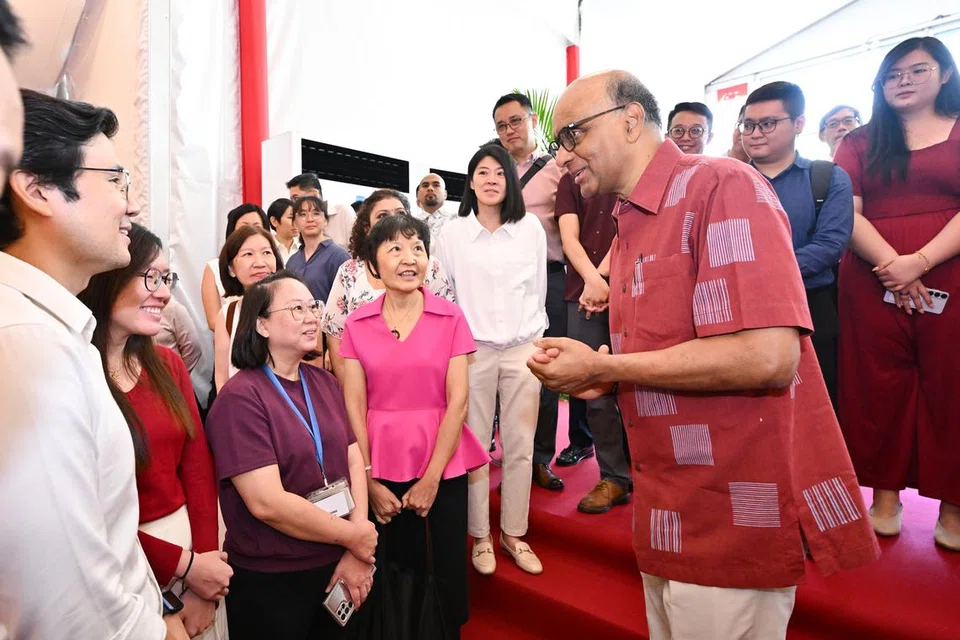 Presiden Tharman Shanmugaratnam, Pejabat Perdana Menteri, PMO, Pejabat Presiden