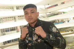 CITA-CITA BESAR: Petinju negara, Dinie Hakeem, ingin bertarung sebagai petinju pro selepas Sukan Olimpik di Jepun. - Foto JOHARI RAHMAT