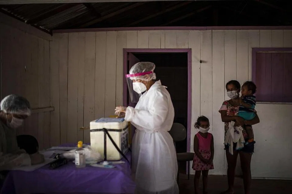 ANGKA MEMBIMBANGKAN: Brazil kini mencatat 498,440 kes koronavirus dan merupakan negara yang paling teruk terjejas selepas Amerika Syarikat.