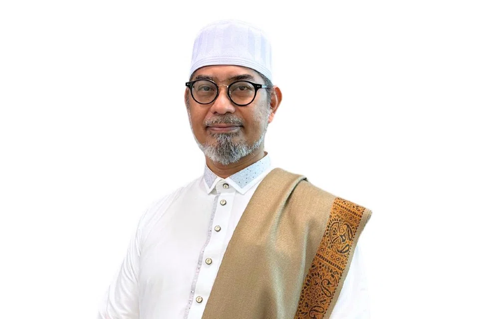 Imam Eksekutif Masjid Darul Makmur, Ustaz Mohamed Ghouse, merayu sumbangan derma daripada masyarakat untuk dana peningkatan Masjid Darul Makmur.