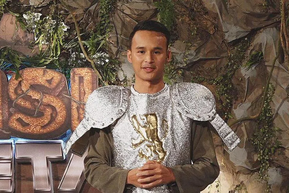 RANCANGAN PERMAINAN: Pelakon dan pengacara Noriff Danial Ashriq kembali mengacarakan rancangan permainan kanak-kanak Misi Beta dan membawa peranan sebagai Raja Kasilas. Beliau juga minat dikaitkan dengan rancangan masakan dan makanan. - Foto MEDIACORP SURIA